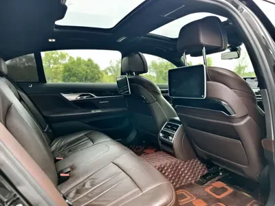 BMW 7 Series 2018, 150000 км, за 138800 CNY - фото 15