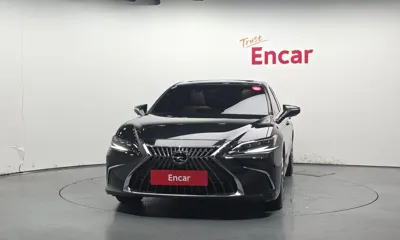 Lexus ES 2023, 14092 км, за 56900000 KRW