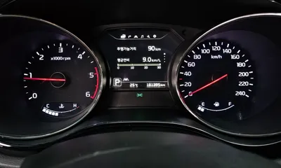 Kia Canival 2016, 181395 км, за 13500000 KRW - фото 8