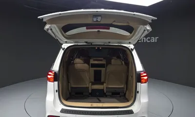 Kia Canival 2019, 56406 км, за 16900000 KRW - фото 20