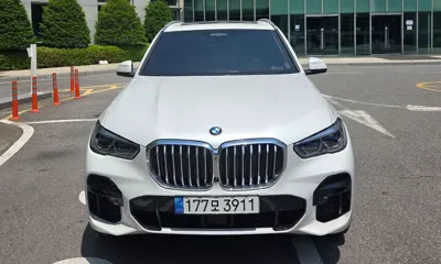 BMW X5 · 2022 год