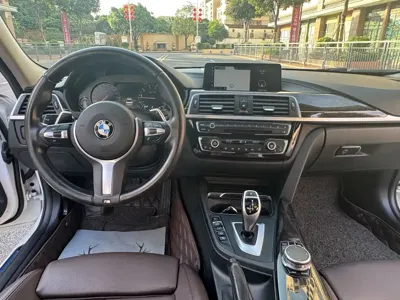 BMW 3 Series 2019, 73000 км, за 109800 CNY - фото 14