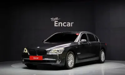 BMW 7-Series · 2009 год
