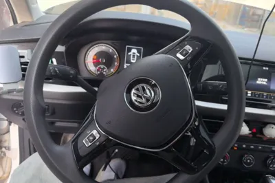 Volkswagen Lavida 2019, 42100 км, за 57509.56 CNY - фото 11