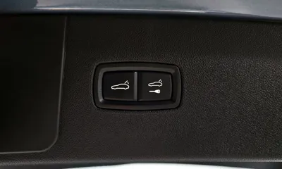 Porsche Cayenne 2019, 96478 км, за 60880000 KRW - фото 17