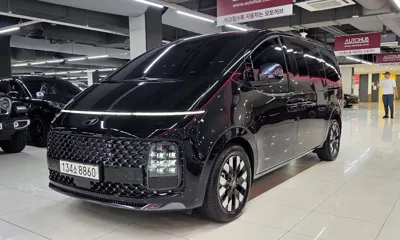 Hyundai Staria · 2025 год