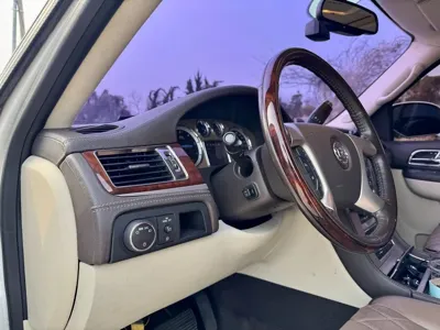 Cadillac Escalade 2013, 120661 км, за 13800000 KRW - фото 9