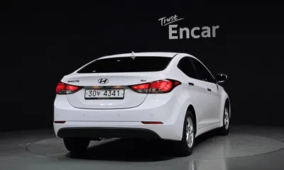 Hyundai Avante 2015, 127570 км, за 4500000 KRW
