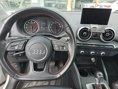 Audi Q2L 2023, 56900 км, за 90300 CNY - фото 11