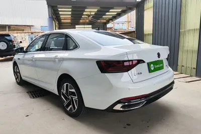 Volkswagen Sagitar 2023, 3500 км, за 104079.18 CNY