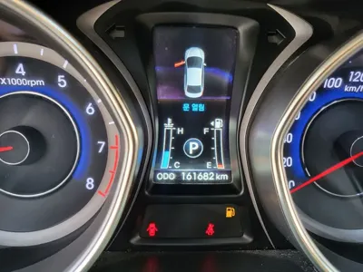 Hyundai Avante 2012, 161607 км, за 4200000 KRW - фото 8