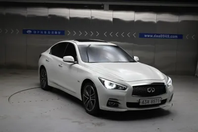Infiniti Q50 2015, 95500 км, за 7900000 KRW