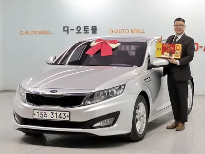 Kia K5 · 2012 год