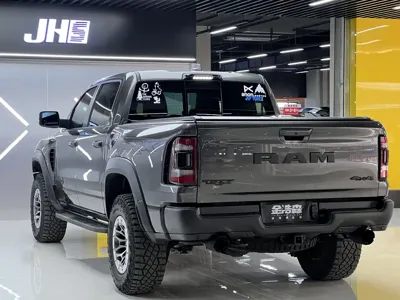 RAM Ram Trucks 2023, 41000 км, за 738000 CNY