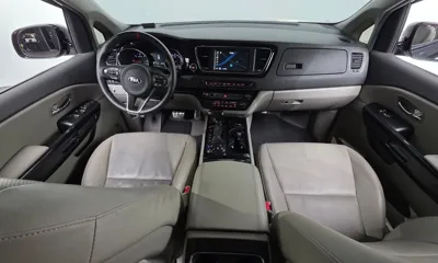 Kia Canival 2018, 187270 км, за 8900000 KRW - фото 7