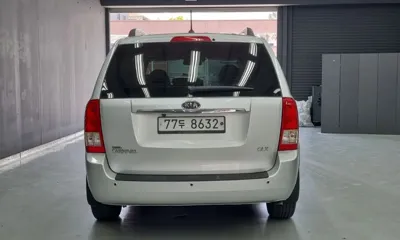 Kia Canival 2012, 133285 км, за 3900000 KRW
