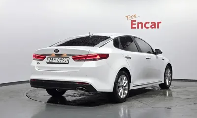 Kia K5 2016, 124366 км, за 9000000 KRW