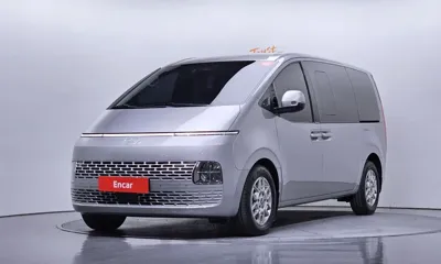 Hyundai Staria · 2025 год