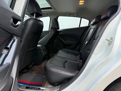 Mazda 3 Axela 2017, 78000 км, за 37900 CNY - фото 11