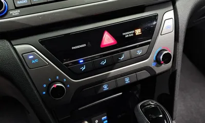 Hyundai Avante 2018, 82595 км, за 11200000 KRW - фото 19