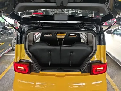 Wuling MINIEV 2022, 61800 км, за 24400 CNY - фото 19