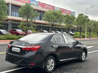 Toyota Corolla 2015, 130000 км, за 33800 CNY - фото 9