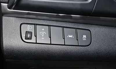 Hyundai Avante 2020, 130555 км, за 10450000 KRW - фото 14