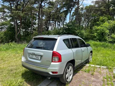 Jeep Compass 2012, 140000 км, за 3000000 KRW