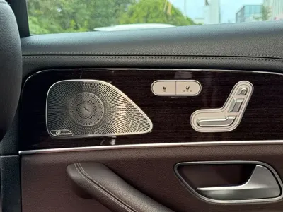 Mercedes-Benz GLS 2023, 41000 км, за 658800 CNY - фото 16