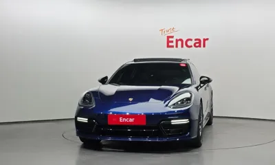 Porsche Panamera 2020, 19647 км, за 999990000 KRW