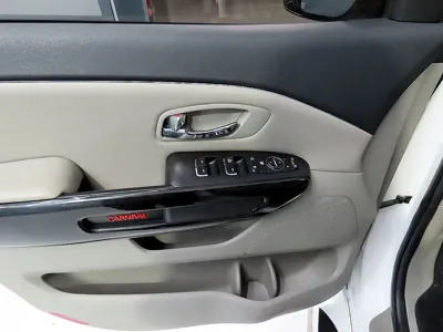 Kia Canival 2019, 129914 км, за 12550000 KRW - фото 17
