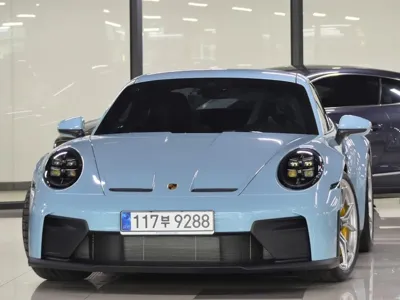 Porsche 911 · 2025 год