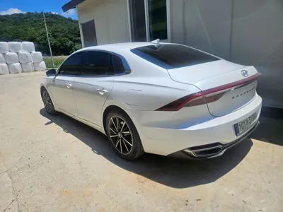 Hyundai Grandeur 2021, 130000 км, за 26300000 KRW