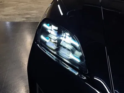 Porsche Taycan 2025, 13000 км, за 165000000 KRW - фото 8