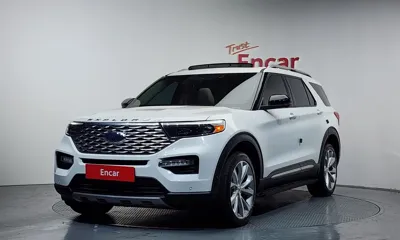 Ford Explorer · 2022 год