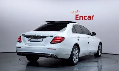 Mercedes-Benz E-Class 2019, 101729 км, за 25900000 KRW