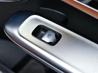 Mercedes-Benz GLC 2023, 49500 км, за 239000 CNY - фото 30