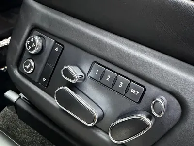 Bentley Flying Spur 2019, 40000 км, за 1020000 CNY - фото 15
