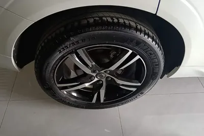 Volvo XC60 2018, 93500 км, за 131200.81 CNY - фото 10