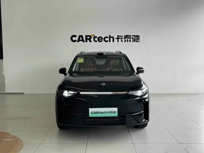Leapmotor Leapmotor C16 2025, 5000 км, за 137800 CNY