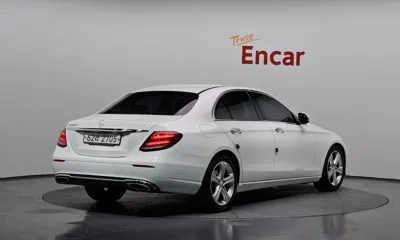 Mercedes-Benz E-Class 2017, 129220 км, за 17800000 KRW