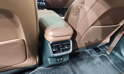 Hyundai Grandeur 2024, 49379 км, за 35000000 KRW - фото 30