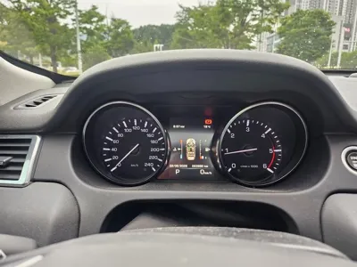 Land Rover Discovery Sport 2016, 93999 км, за 9600000 KRW - фото 20