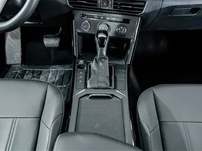 Volkswagen Passat 2025, 35300 км, за 98000 CNY - фото 12