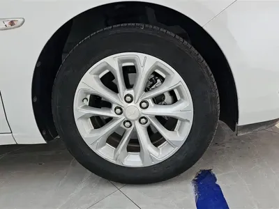 Chevrolet Monza 2024, 19200 км, за 54600 CNY - фото 6