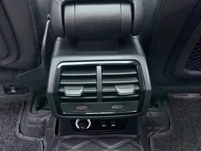 Audi Q3 2022, 37000 км, за 178000 CNY - фото 11
