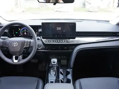 Toyota Camry 2024, 24000 км, за 126800 CNY - фото 17