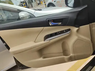 Toyota Camry 2016, 142200 км, за 60599 CNY - фото 7