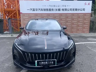 Hongqi Hongqi E-QM5 2024, 39600 км, за 81800 CNY