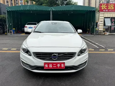 Volvo S60 2015, 150000 км, за 29800 CNY